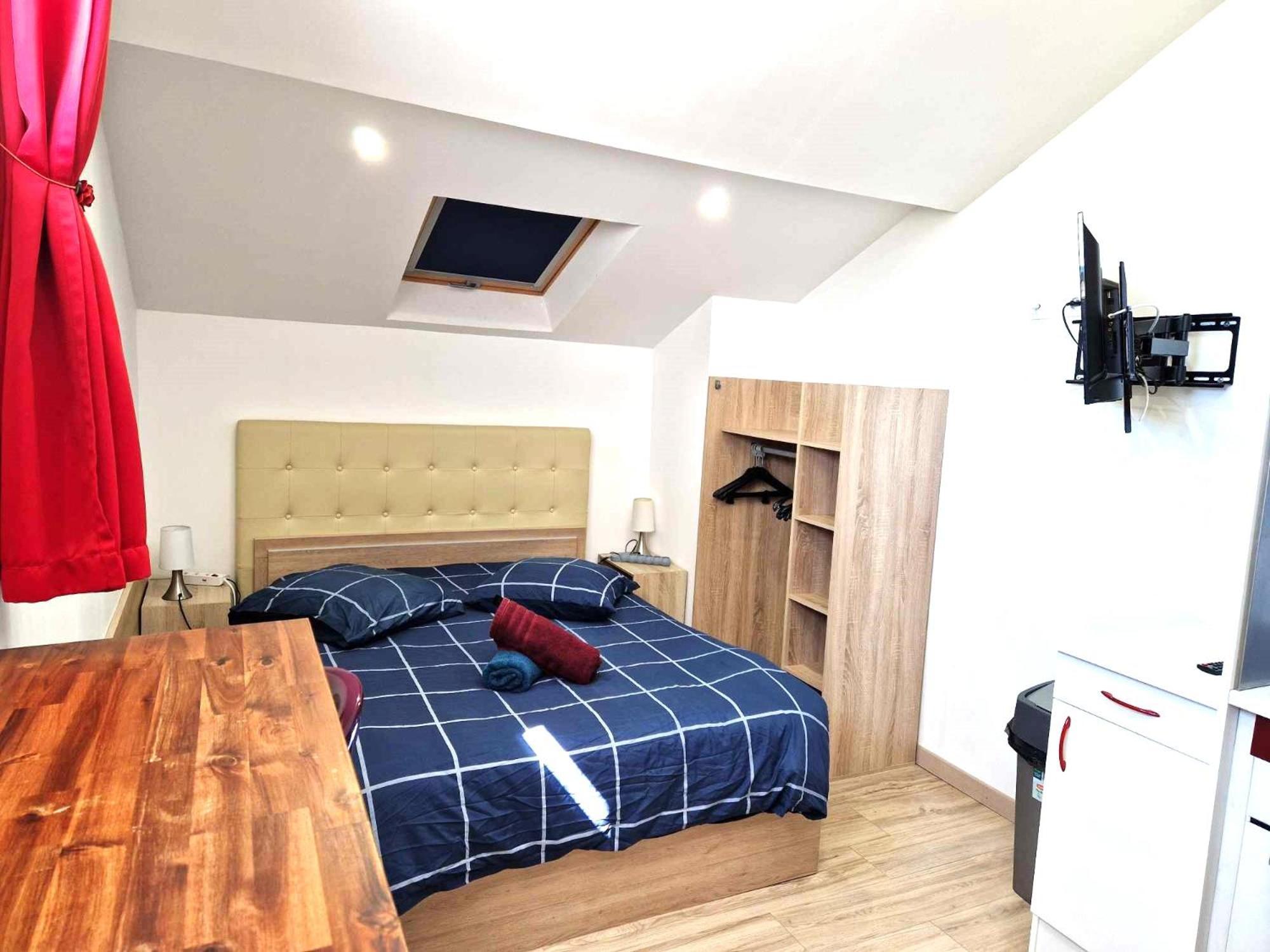08 - Tres Joli Studio Tout Equipe Avec Parking Privatif Gratuit, Grand Fourgon Possible, Tout Le Linge De Maison Est Fourni Razac-sur-lʼIsle Zewnętrze zdjęcie